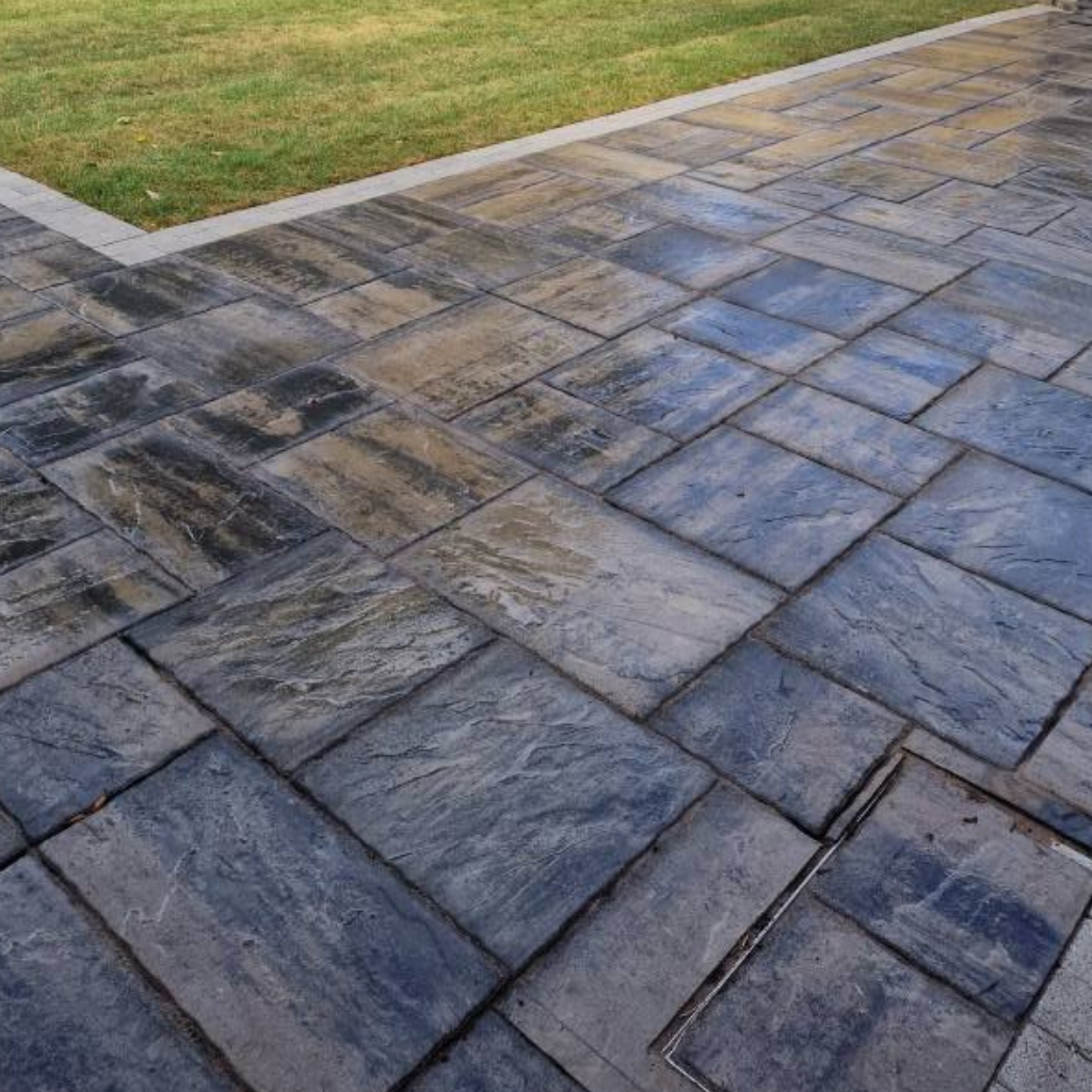 Professional Concrete Paving by Neston driveway company